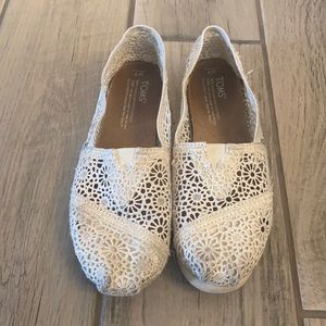 Toms Lace slip on shoe 7